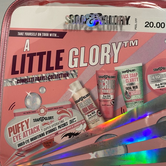 Soap & Glory A Little Glory Travel Collection - Picture 3 of 3